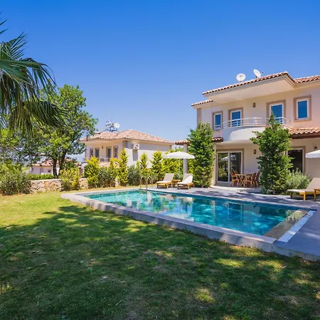 Vila Ovacikta 6 Kisilik Oezel Havuzlu Royal 2 Fethiye
